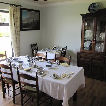 An Dooneen, The Hurley Farm Bed and Breakfast 3*