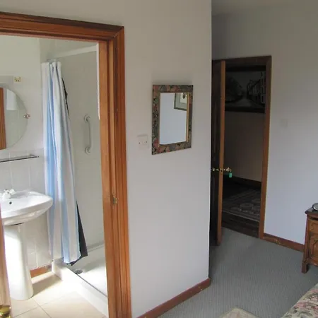 An Dooneen, The Hurley Farm Bed and Breakfast 3*