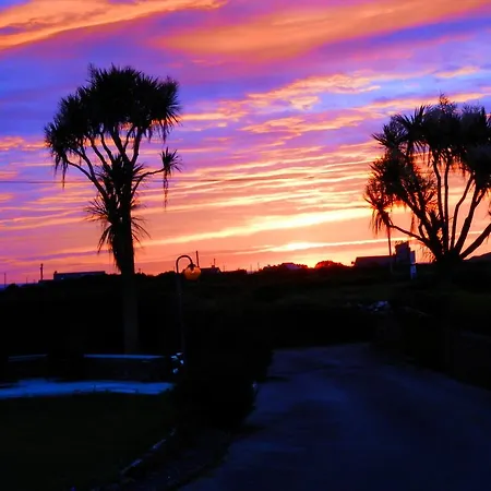 Bed and Breakfast An Dooneen, The Hurley Farm 3*