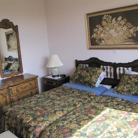 An Dooneen, The Hurley Farm Bed and Breakfast