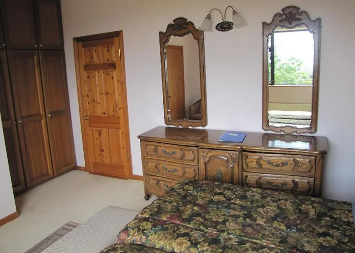 An Dooneen, The Hurley Farm Bed & Breakfast