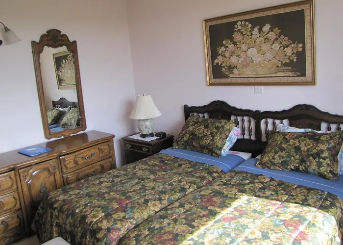 An Dooneen, The Hurley Farm Bed & Breakfast